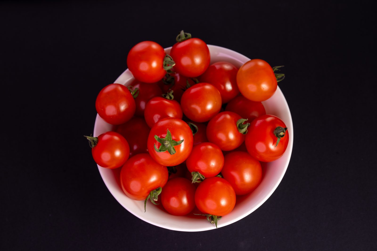 Cherry tomatoes — closeup photograph of tomato, vegetables, fruit
